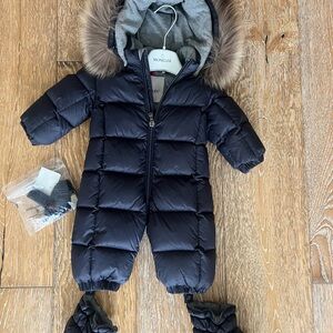 Moncler New Jean Tuta Navy Baby Down Snowsuit with REAL Fur Trim